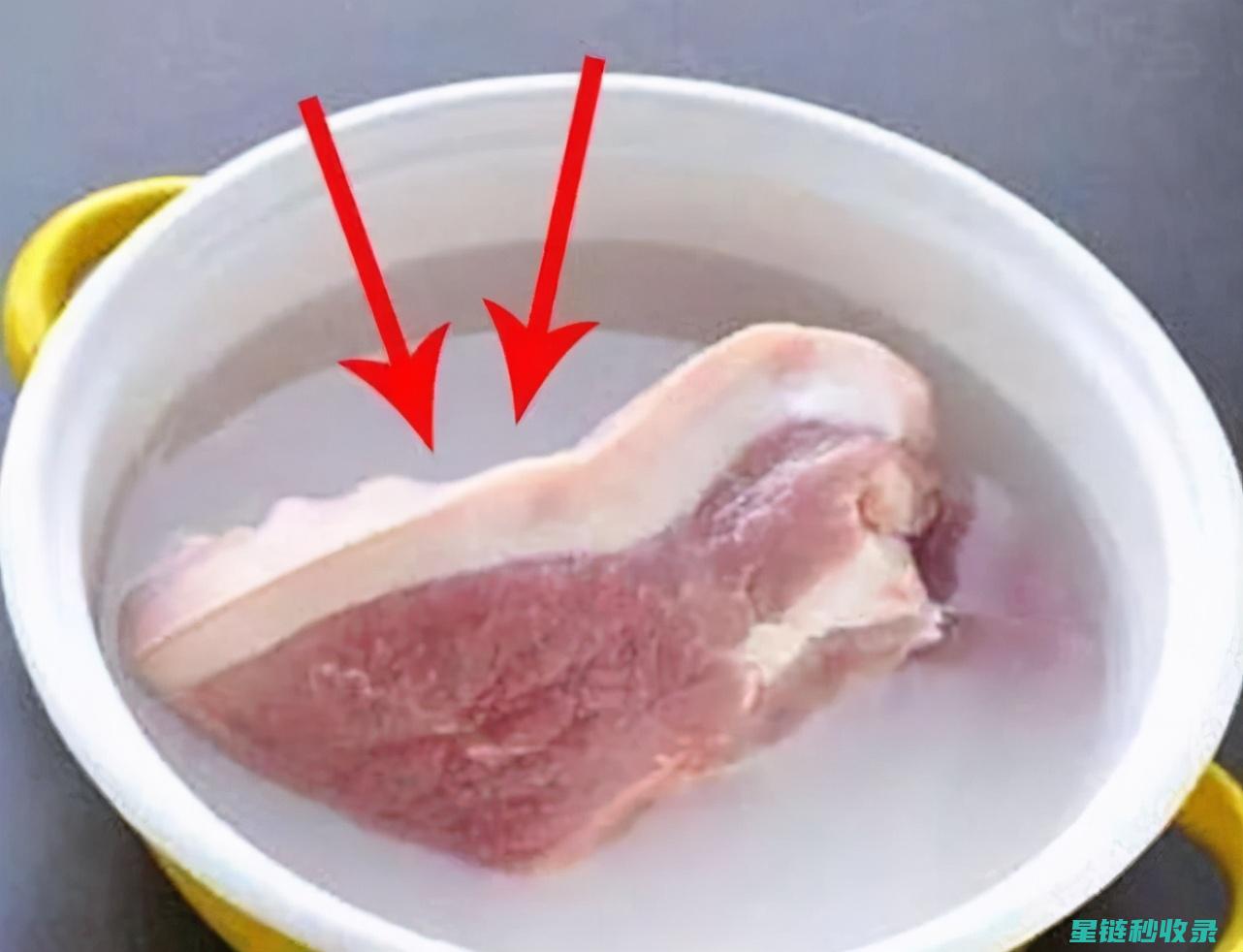 肉类快速解冻技巧：厨房必备的高效方法 (肉类快速解冻的小妙招)